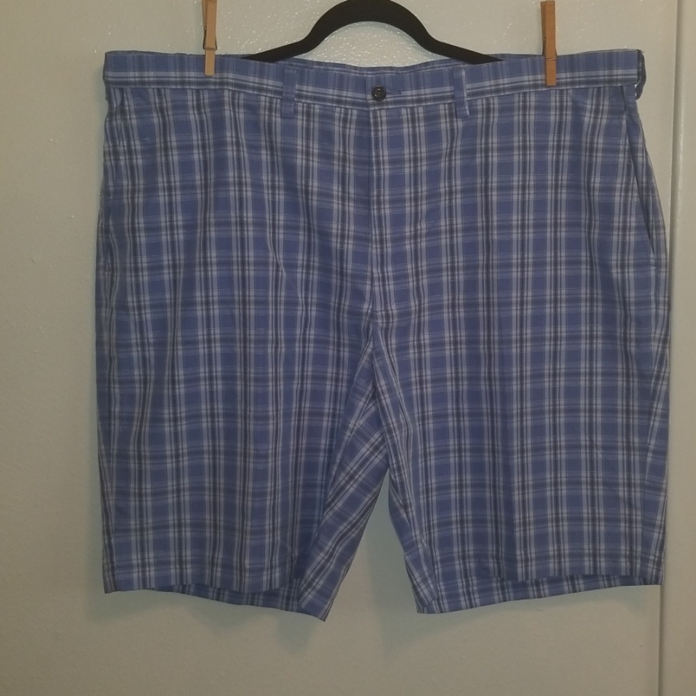 Haggar golf shorts, blue plaid 44W